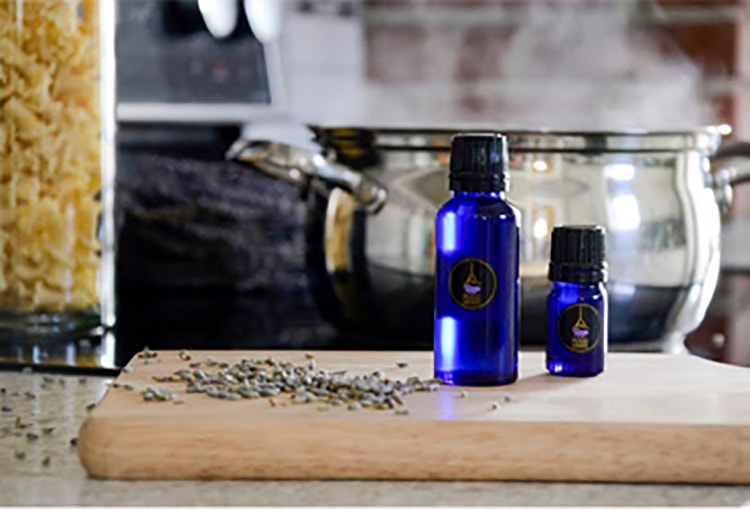 How to Treat Kitchen Burns with Lavender